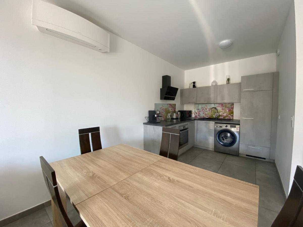Appartement T2 De Standing Avec Parking A 250 Metres De La Plage, Route Des Sanguinaires, Ajaccio Ajaccio  Kültér fotó